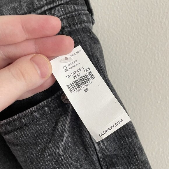 Old Navy Women Plus 26 Washed Black Denim Mid-Rise Boyfriend Straight Jeans NWT - Picture 6 of 10